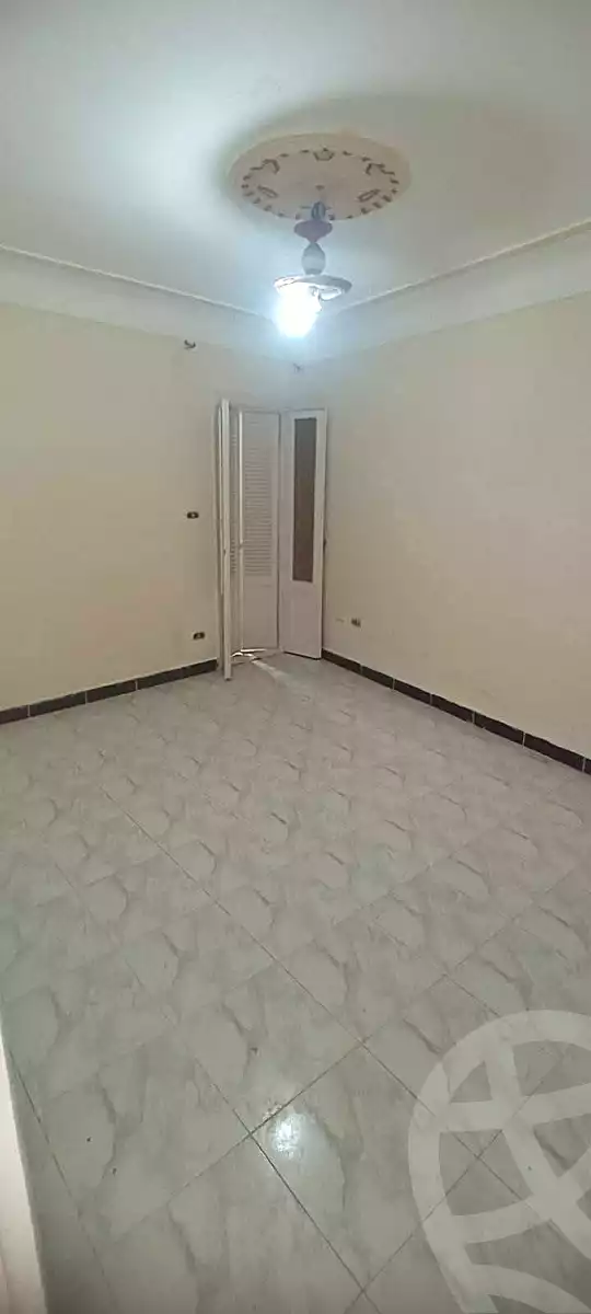 https://aqarmap.com.eg/en/listing/7117455-for-sale-alexandria-al-agamy-lbytsh-mecca-st
