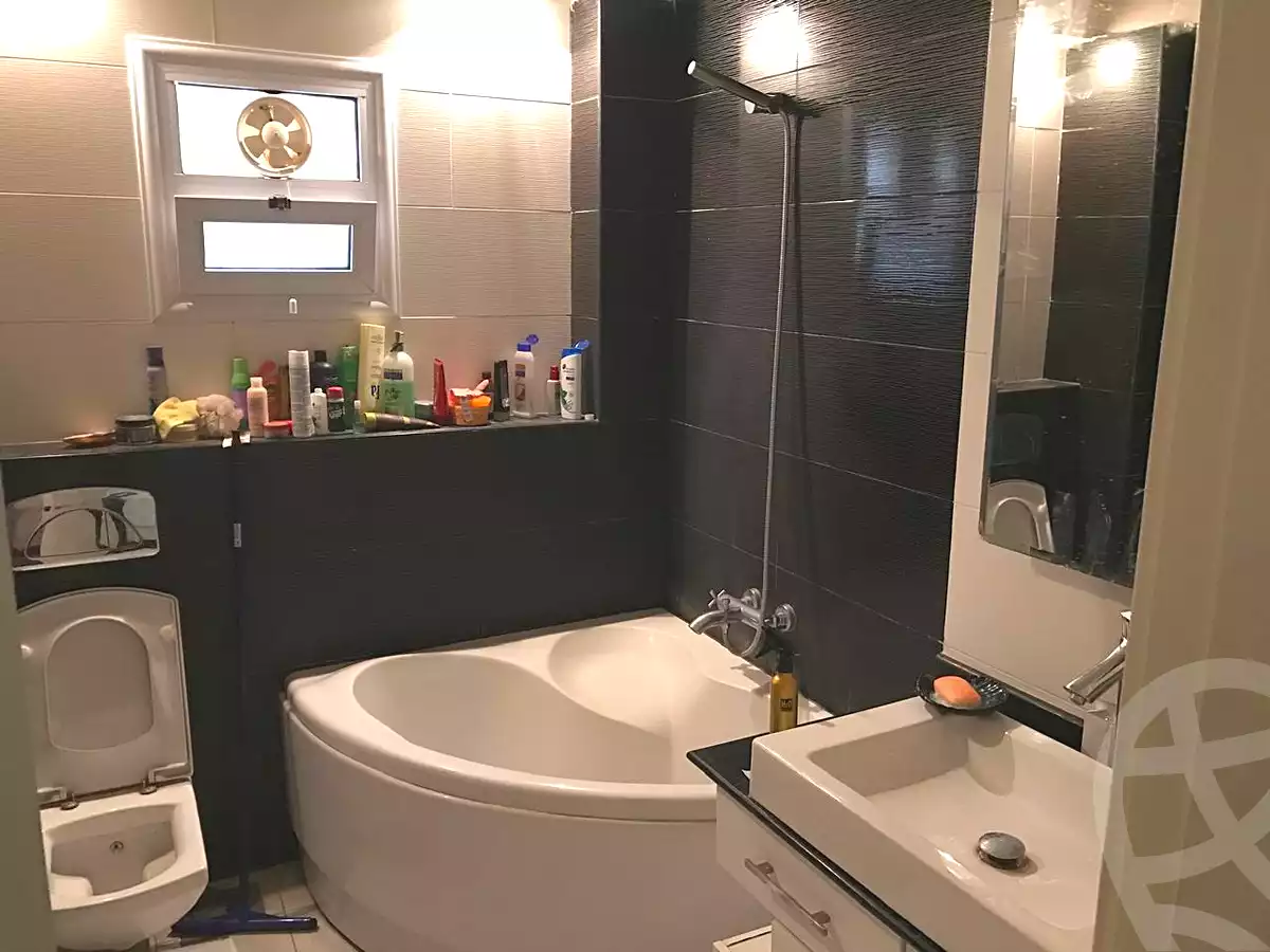 https://aqarmap.com.eg/ar/listing/7117530-for-sale-cairo-new-cairo-el-narges-el-narges-omarat-mohamed-sabry-abu-alam-st