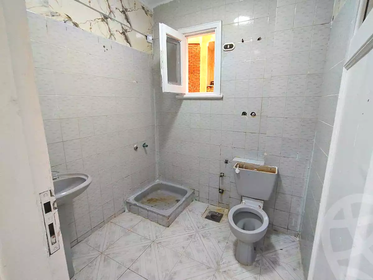 https://aqarmap.com.eg/ar/listing/7117828-for-sale-alexandria-al-agamy-shataa-el-nakheel