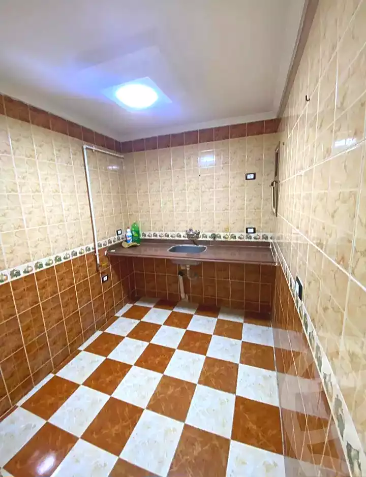 https://aqarmap.com.eg/en/listing/7117878-for-sale-alexandria-lsywf-el-falki