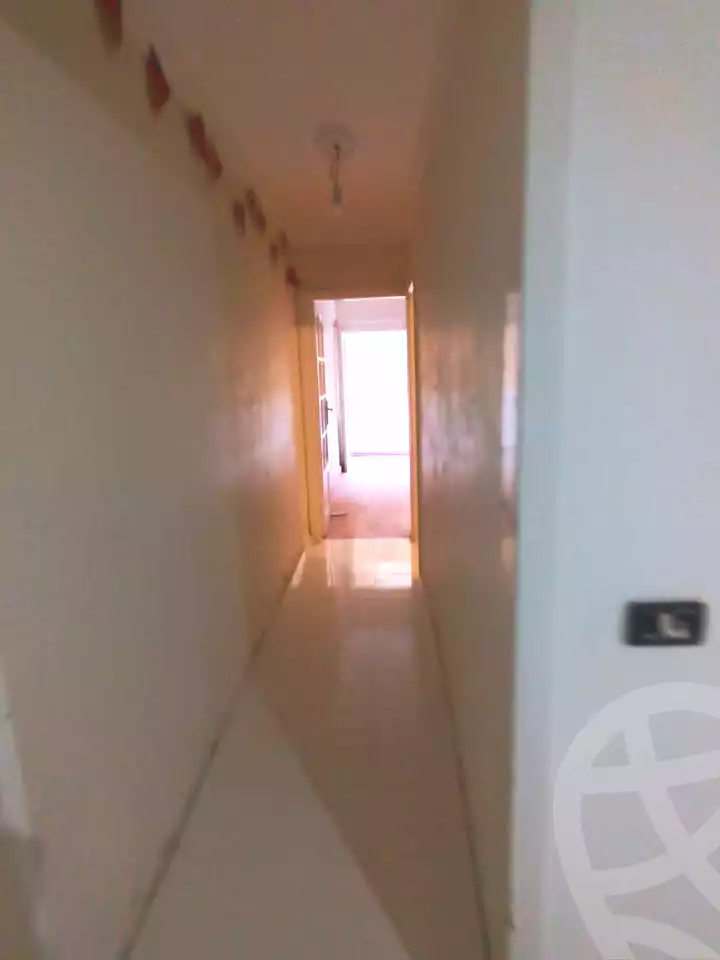 https://aqarmap.com.eg/ar/listing/7117965-for-sale-alexandria-ganaklis-shr-bw-qyr-tryq-lhry
