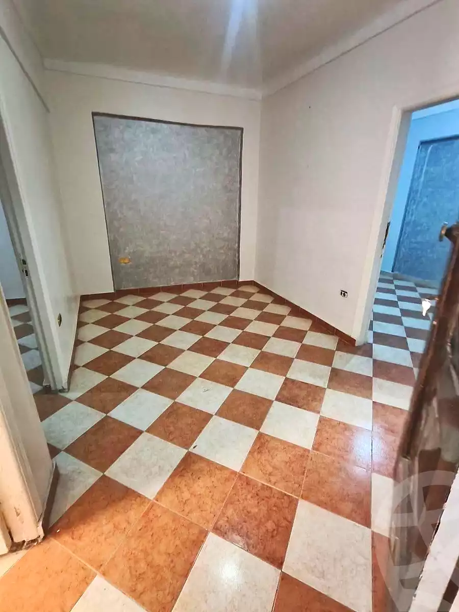 https://aqarmap.com.eg/en/listing/7118305-for-sale-alexandria-lsywf-el-falki