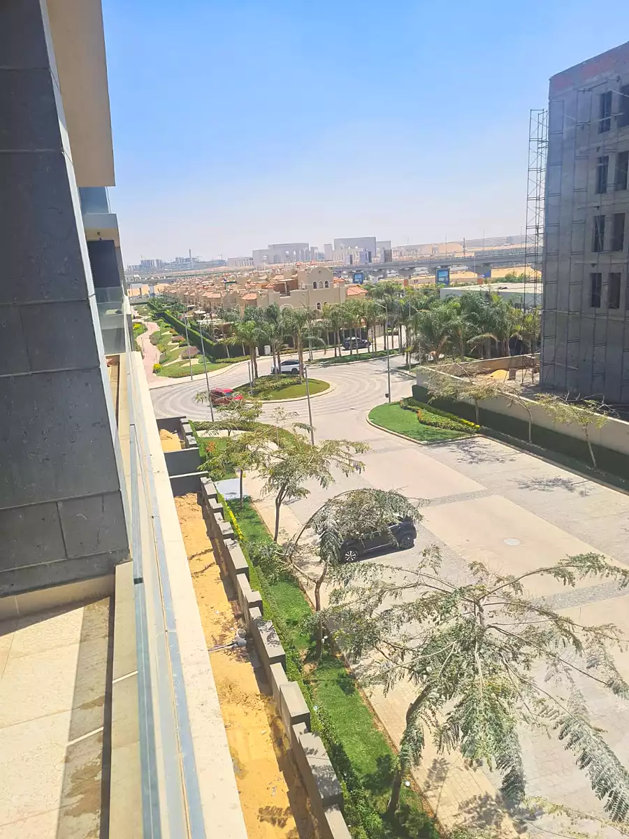 شقة بـ٣ غرف نوم في الباتيو أورو، صورة ٢ من ١٠
