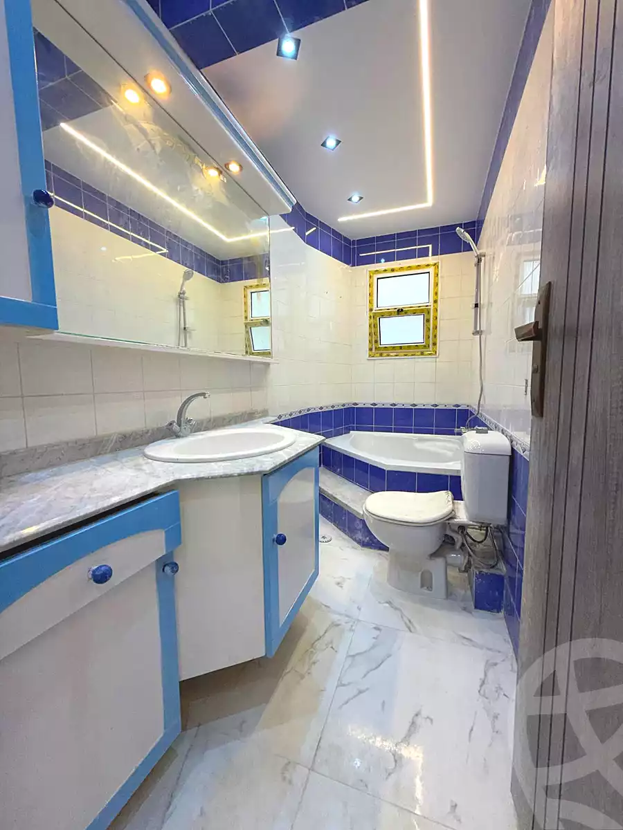 https://aqarmap.com.eg/en/listing/7118636-for-sale-alexandria-el-mandara-shr-jml-bd-lnsr