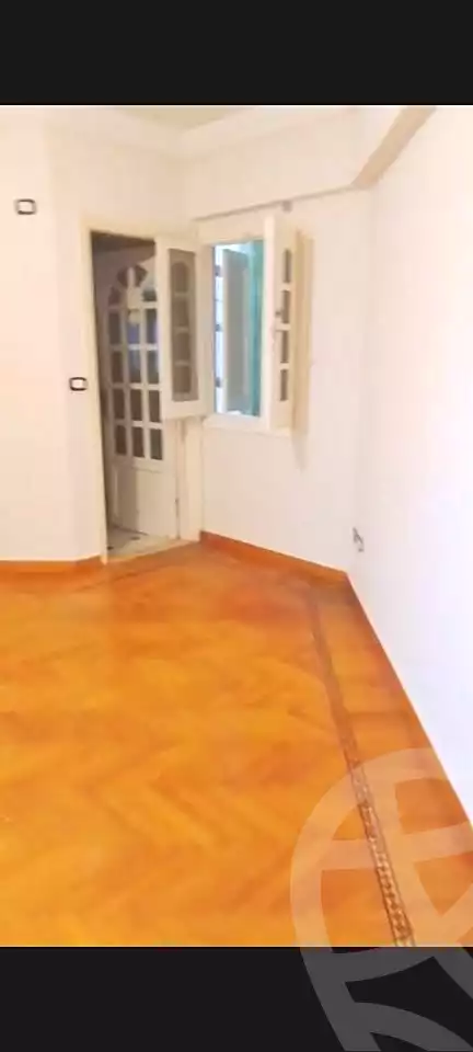 https://aqarmap.com.eg/ar/listing/7118840-for-rent-alexandria-zezenia-ibrahim-el-attar-st