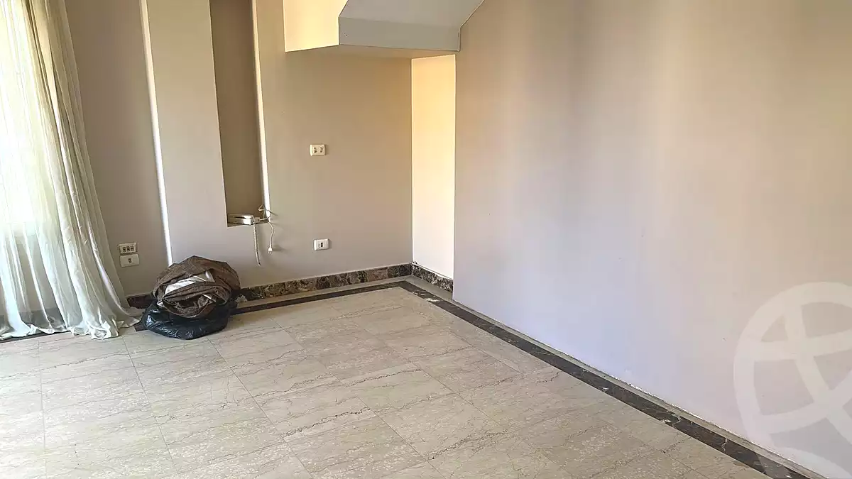 https://aqarmap.com.eg/ar/listing/7119046-for-sale-cairo-new-cairo-el-choueifat-al-shouyfat-st