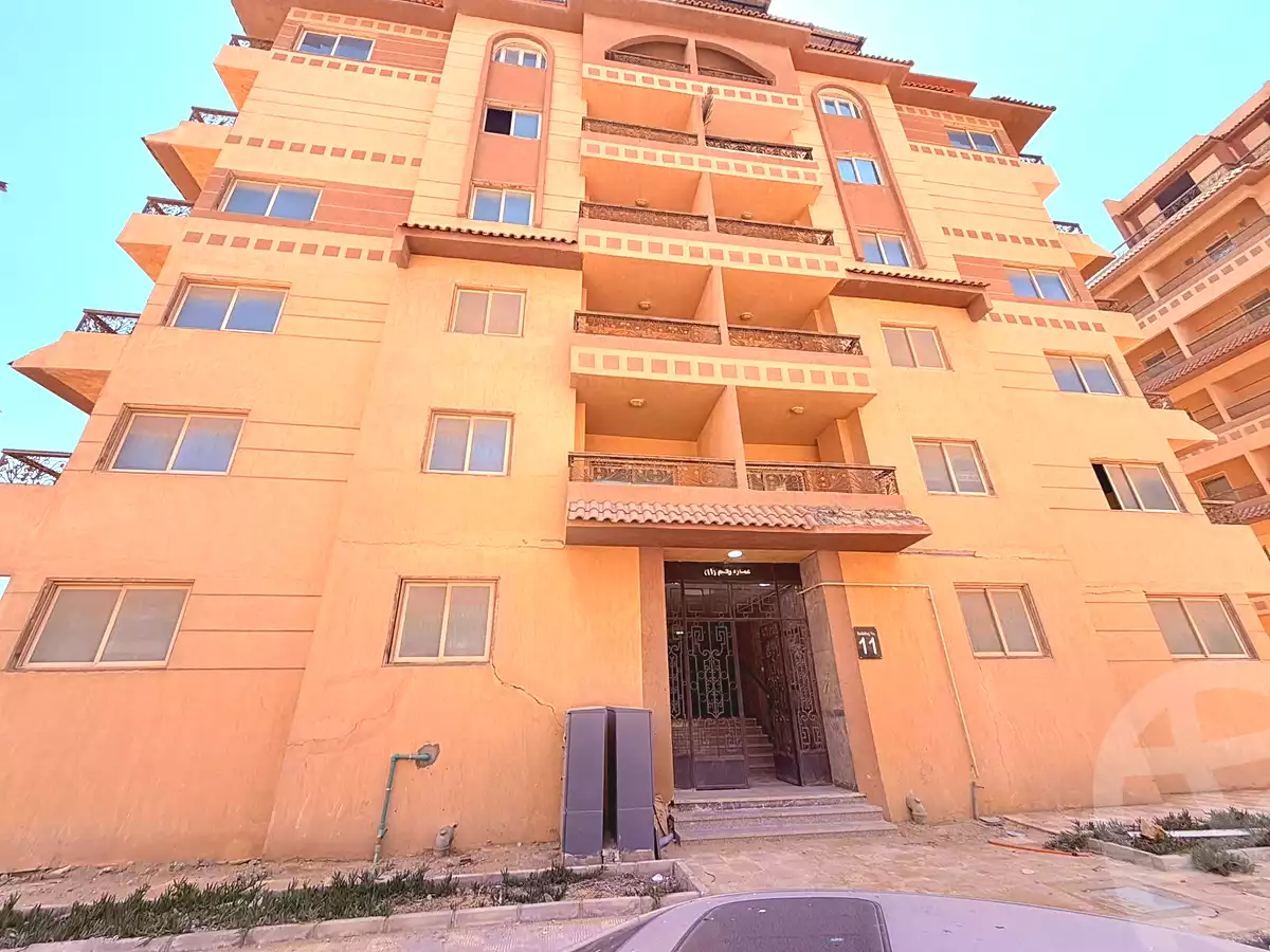 https://aqarmap.com.eg/en/listing/7119216-for-sale-cairo-new-cairo-compounds-dobat-el-modaraat-compound-deraa-misr