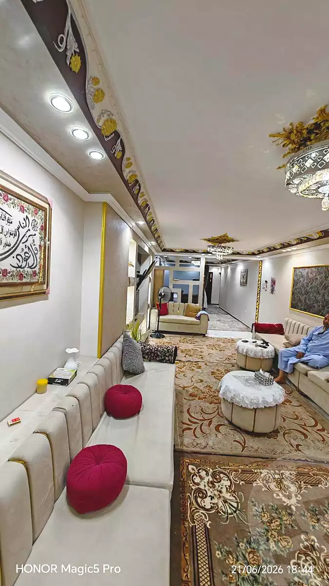 https://aqarmap.com.eg/ar/listing/7119318-for-sale-cairo-helwan-helwan-el-sharkeya-abd-el-rahman-pasha-st
