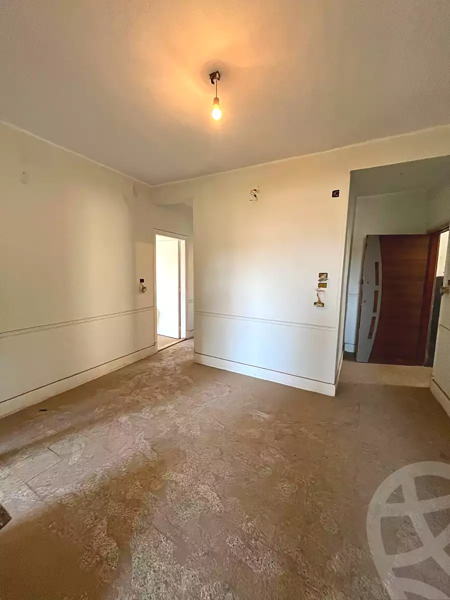 https://aqarmap.com.eg/ar/listing/7119542-for-sale-cairo-helwan-helwan-el-sharkeya-thabit-basha-st