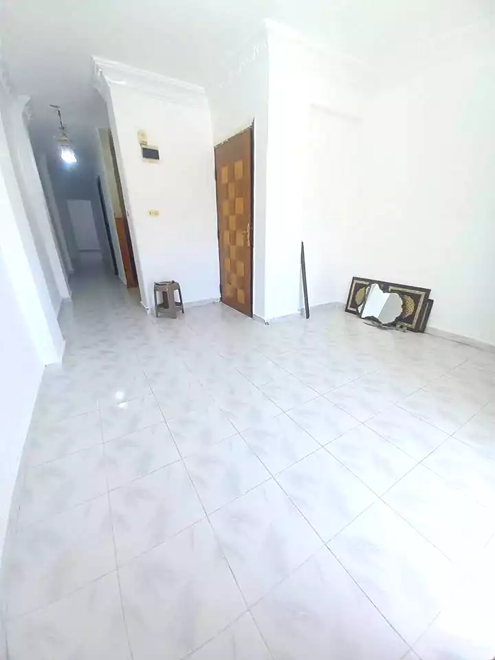 https://aqarmap.com.eg/en/listing/7119868-for-sale-alexandria-sydy-bshr-sydy-bshr-bhry-khalil-hamada-st