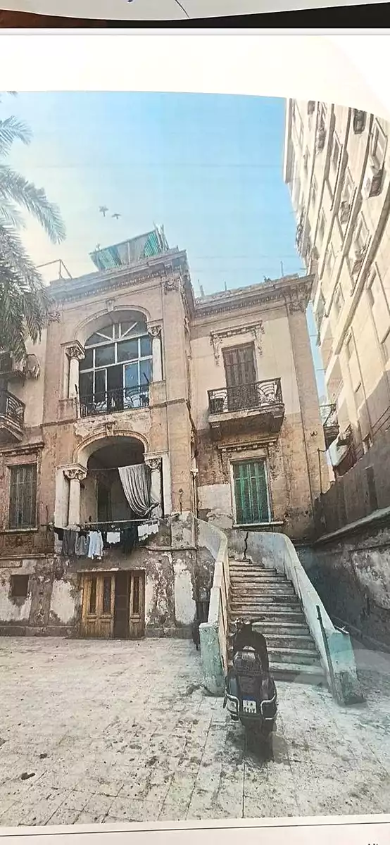 https://aqarmap.com.eg/en/listing/7120409-for-sale-cairo-downtown-abdeen-el-shaikh-rihan-st