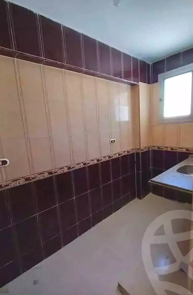 https://aqarmap.com.eg/ar/listing/7120605-for-sale-alexandria-al-agamy-lbytsh-el-hanafeya-st