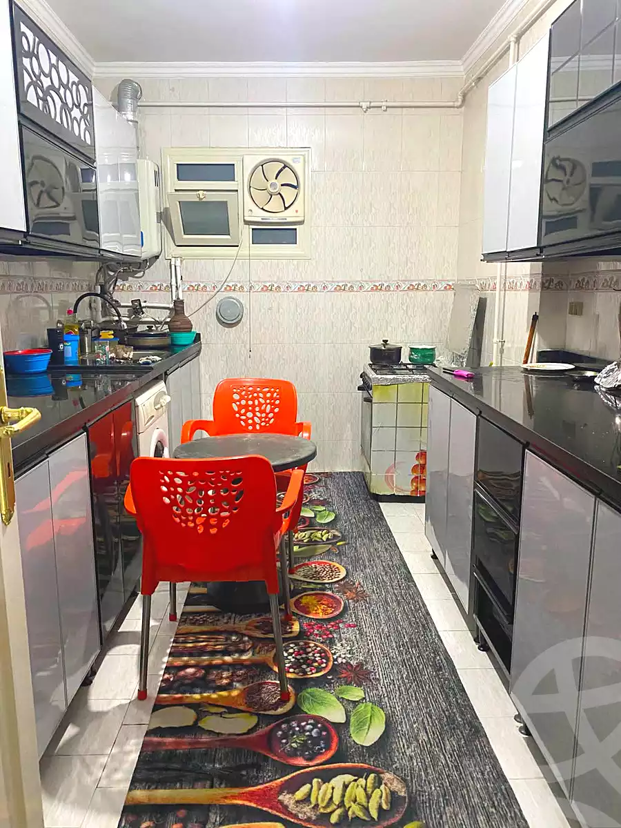 https://aqarmap.com.eg/ar/listing/7121000-for-sale-cairo-el-zaytun-lzytwn-lshrqy-toman-bai-st