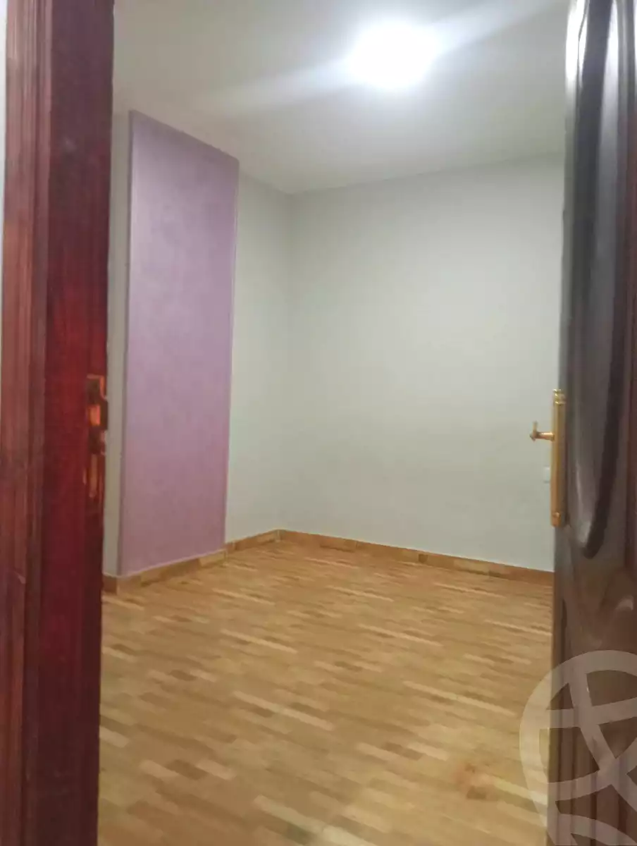 https://aqarmap.com.eg/ar/listing/7121018-for-sale-alexandria-al-agamy-lbytsh-el-hanafeya-st
