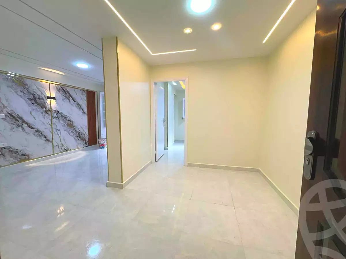 https://aqarmap.com.eg/ar/listing/7121042-for-sale-alexandria-sydy-bshr-sydy-bshr-bhry
