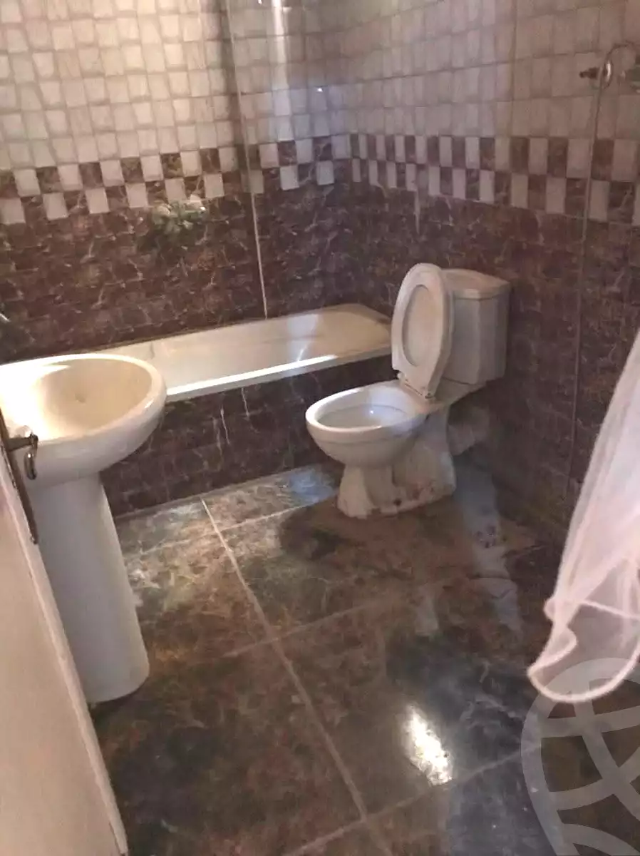 https://aqarmap.com.eg/en/listing/7121263-for-sale-alexandria-al-agamy-el-hanouvel