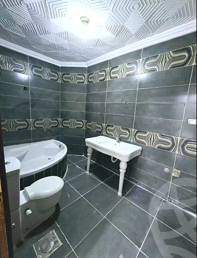 https://aqarmap.com.eg/ar/listing/7121286-for-sale-alexandria-al-agamy-shataa-el-nakheel