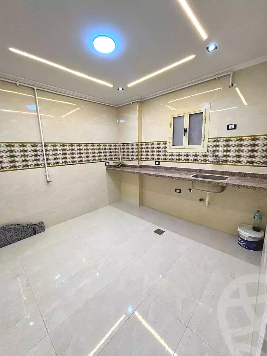 https://aqarmap.com.eg/ar/listing/7121820-for-sale-alexandria-miami-el-gaish-rd-st
