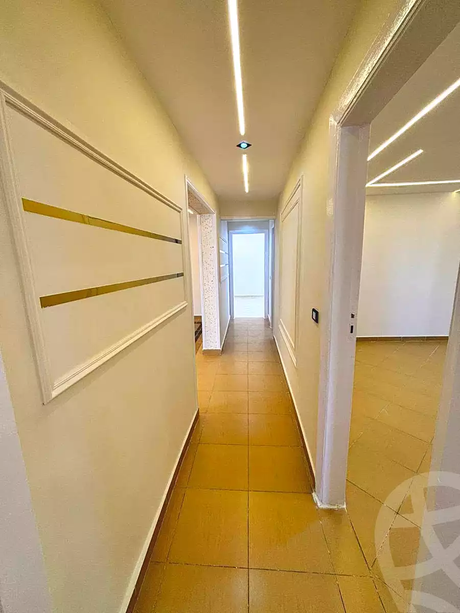 https://aqarmap.com.eg/ar/listing/7121820-for-sale-alexandria-miami-el-gaish-rd-st