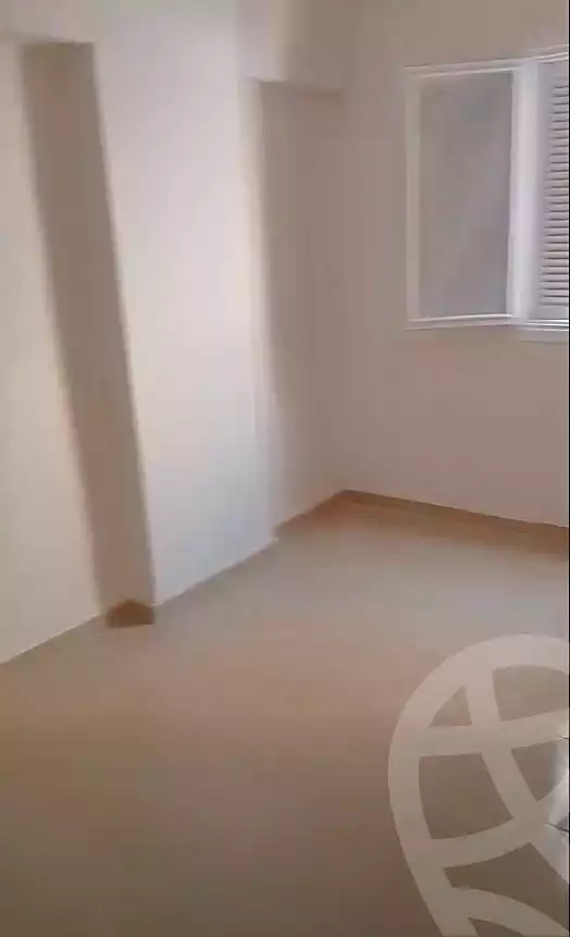 https://aqarmap.com.eg/ar/listing/7121831-for-sale-alexandria-sydy-bshr-sydy-bshr-bhry-khalil-hamada-st