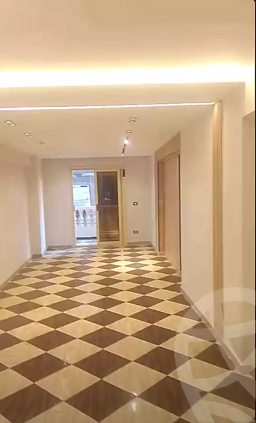 https://aqarmap.com.eg/ar/listing/7121836-for-sale-alexandria-miami-khld-bn-lwlyd