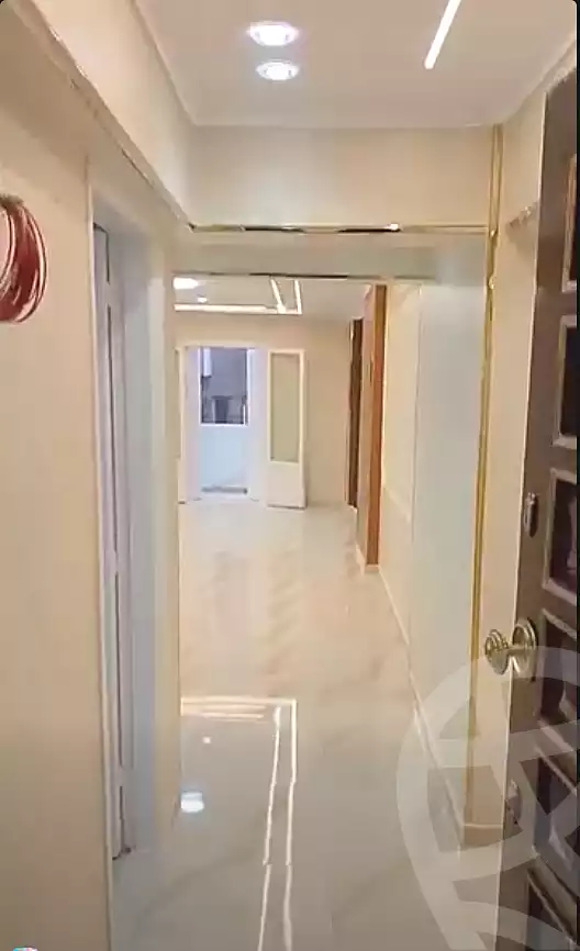 https://aqarmap.com.eg/ar/listing/7121884-for-sale-alexandria-miami-abou-el-arab-st