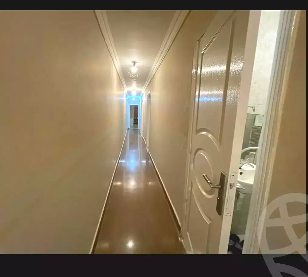 https://aqarmap.com.eg/ar/listing/7121896-for-sale-alexandria-el-asafra-l-sfr-bhry