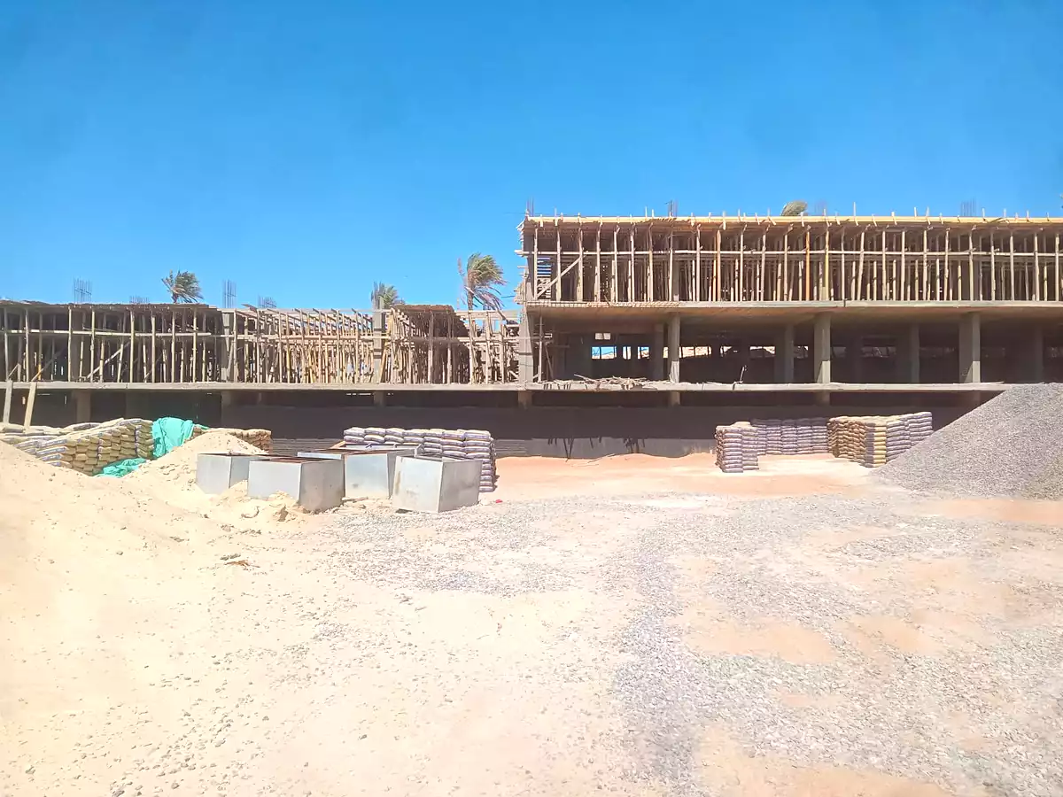 https://aqarmap.com.eg/ar/listing/7122041-for-sale-red-sea-hurghada-city-el-hadba-sheraton-st
