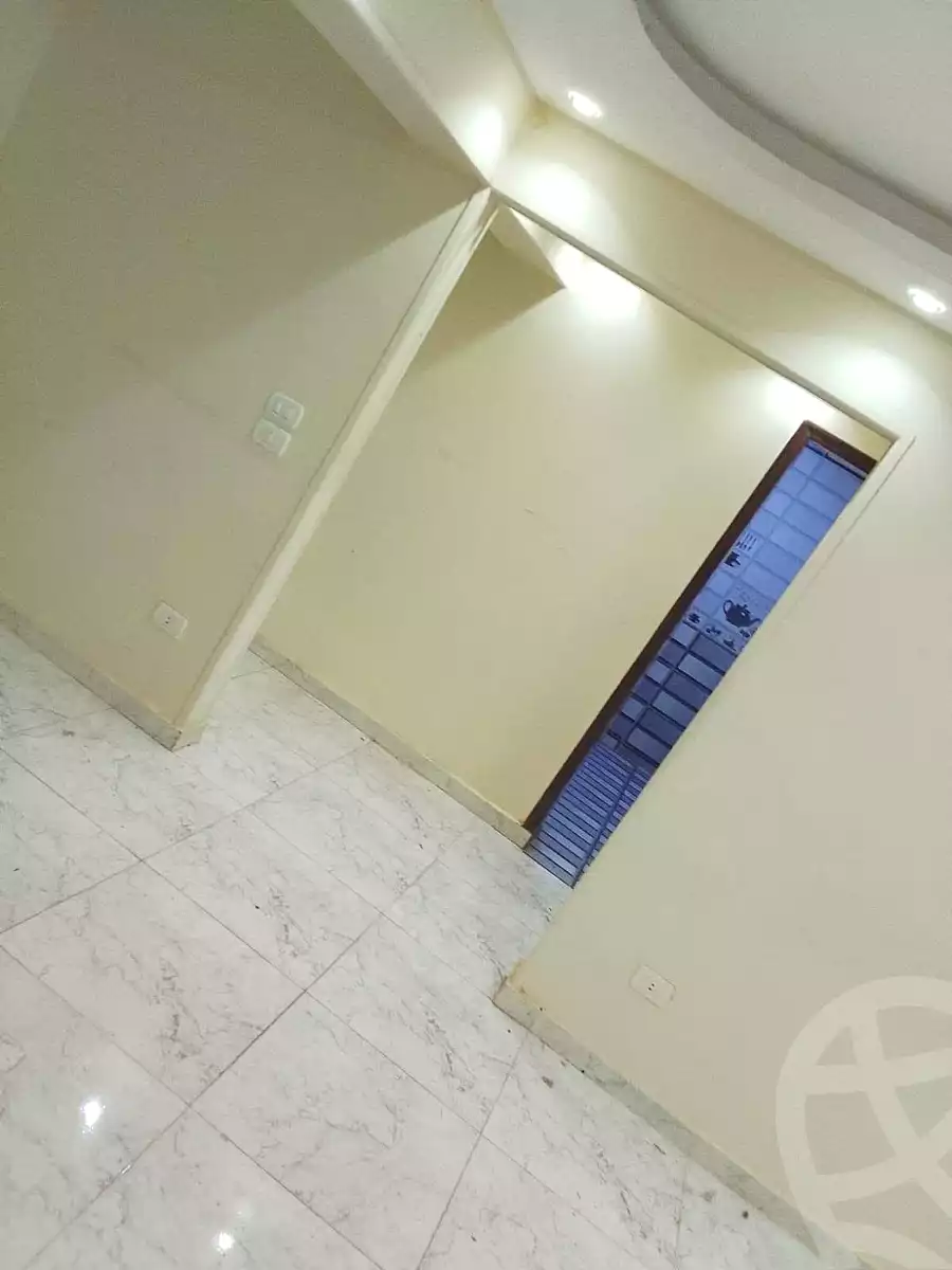 https://aqarmap.com.eg/ar/listing/7122229-for-rent-cairo-helwan-helwan-el-sharkeya-gaafar-st