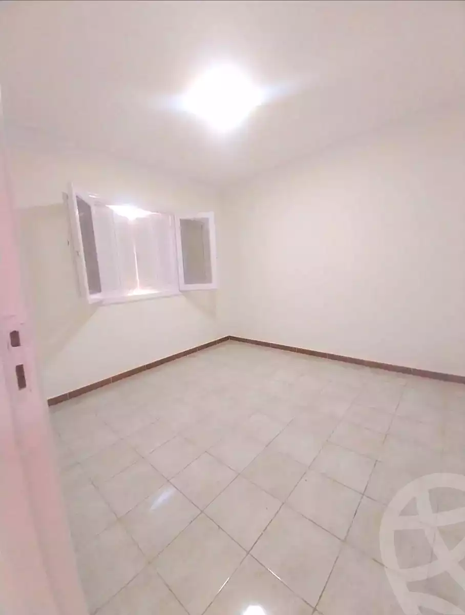 https://aqarmap.com.eg/ar/listing/7122275-for-sale-alexandria-al-agamy-shataa-el-nakheel