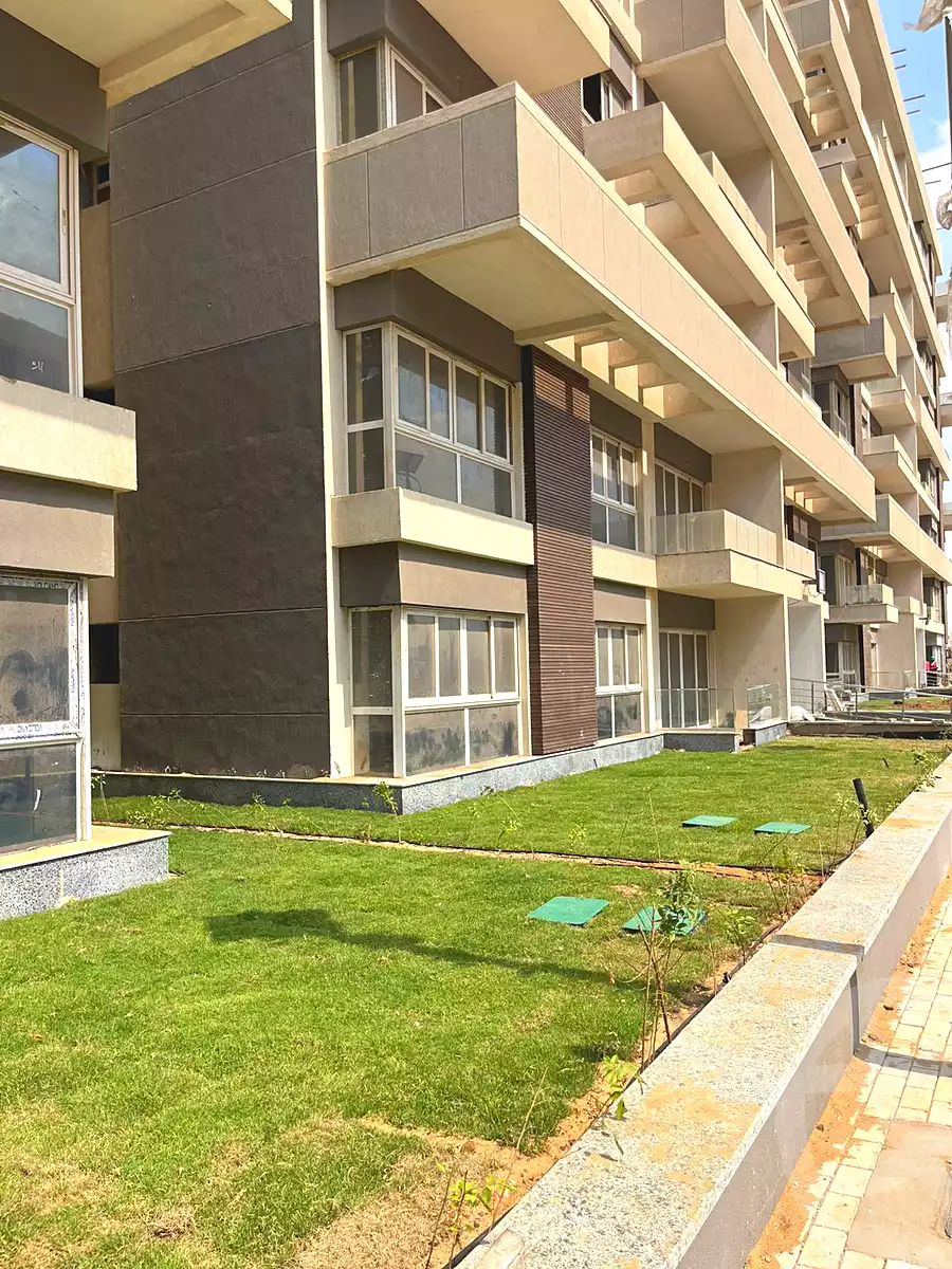 https://aqarmap.com.eg/ar/listing/7122410-for-sale-cairo-new-administrative-capital-r7-scenario