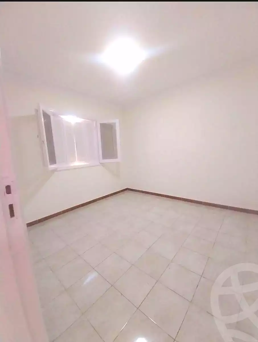 https://aqarmap.com.eg/ar/listing/7122464-for-sale-alexandria-al-agamy-shataa-el-nakheel