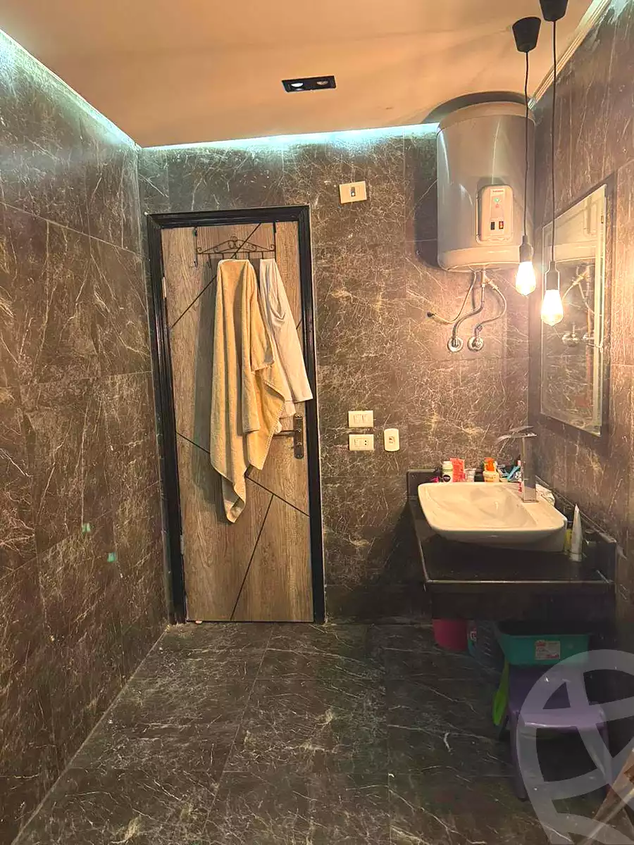 https://aqarmap.com.eg/ar/listing/7122501-for-sale-cairo-ain-shams-ain-shams-el-sharkia-el-horeya-st