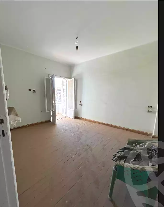 https://aqarmap.com.eg/en/listing/7122684-for-sale-cairo-helwan-helwan-el-sharkeya-thabit-basha-st