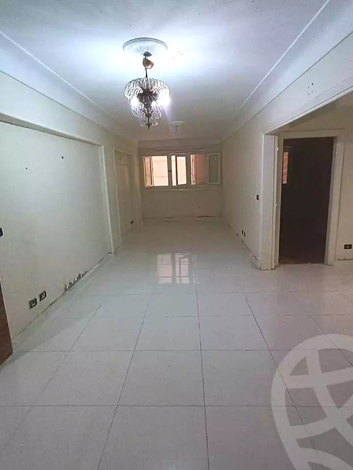 https://aqarmap.com.eg/ar/listing/7123040-for-sale-alexandria-ganaklis