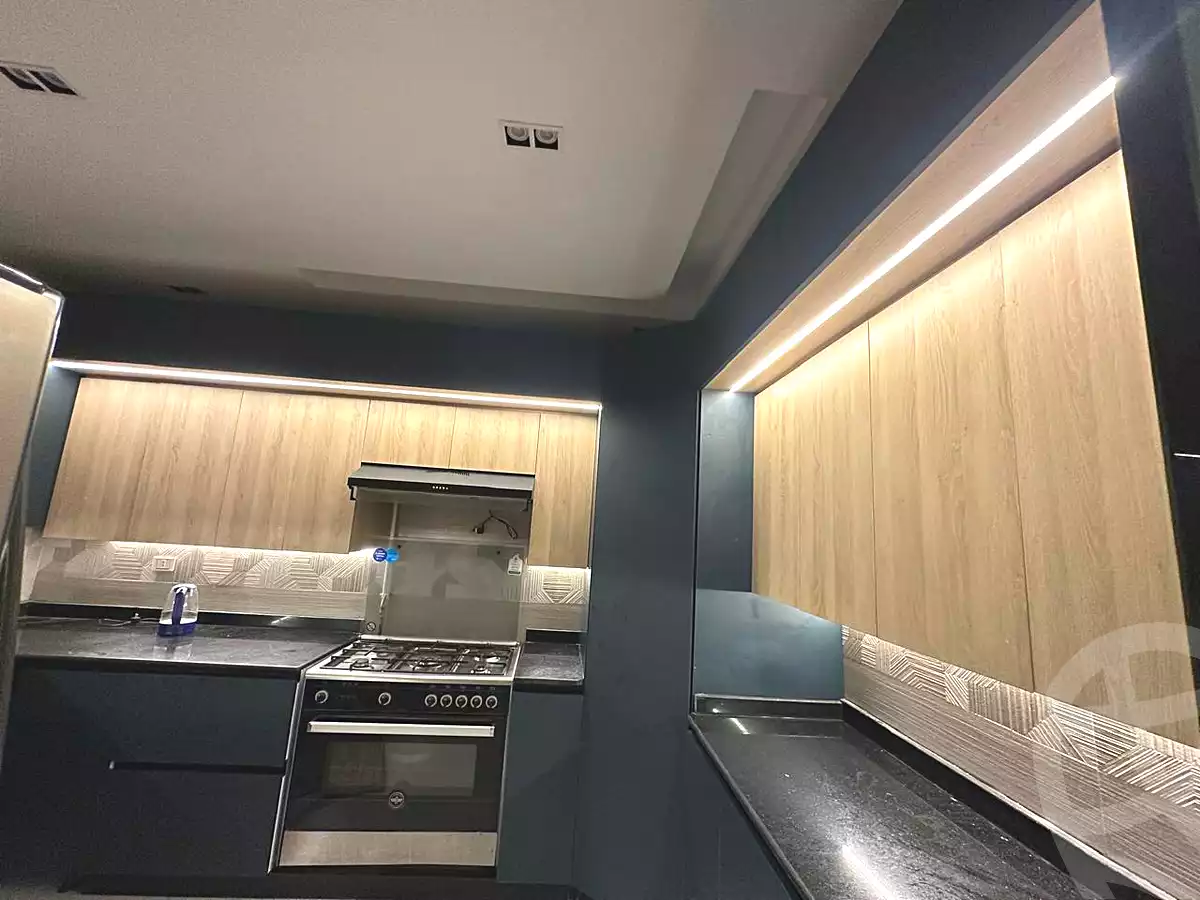 https://aqarmap.com.eg/en/listing/7123012-for-sale-cairo-el-sheikh-zayed-city-compounds-continental-residence