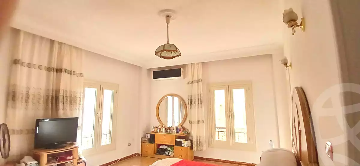 https://aqarmap.com.eg/ar/listing/7123109-for-sale-cairo-new-cairo-south-investors-mohammed-nagib-axis-st
