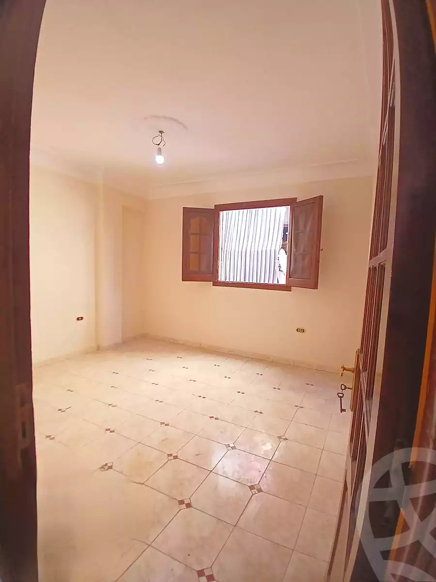 https://aqarmap.com.eg/en/listing/7123106-for-sale-alexandria-lsywf-el-falki