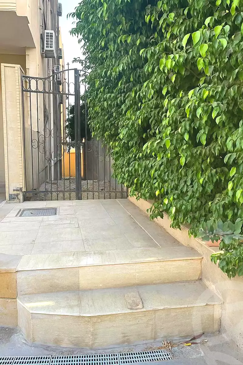 https://aqarmap.com.eg/ar/listing/7123124-for-sale-cairo-new-cairo-el-narges-el-narges-omarat-mohamed-sabry-abu-alam-st