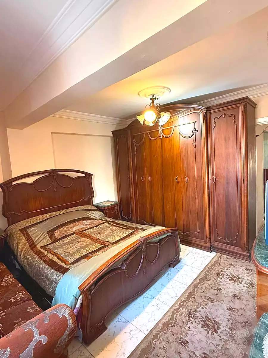 https://aqarmap.com.eg/ar/listing/7123138-for-sale-alexandria-sydy-bshr-sydy-bshr-bhry-ibrahim-el-sayed-st