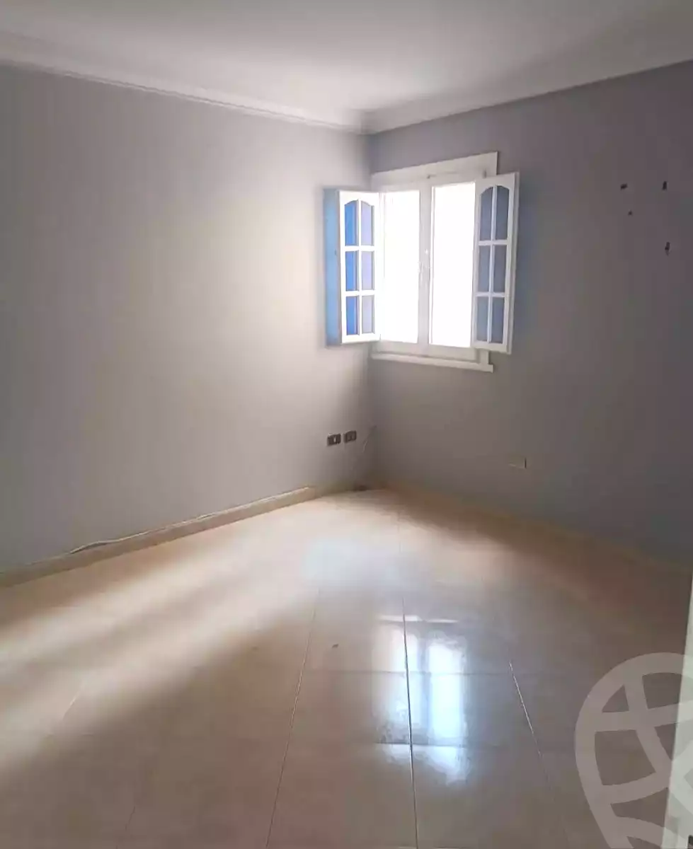 https://aqarmap.com.eg/en/listing/7123141-for-rent-alexandria-ganaklis-shr-bw-qyr-tryq-lhry