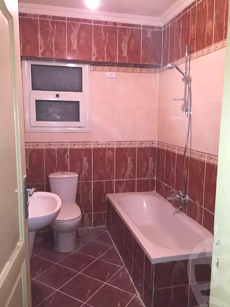 https://aqarmap.com.eg/ar/listing/7123231-for-sale-cairo-new-cairo-compounds-ritaj