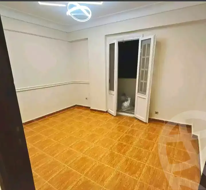 https://aqarmap.com.eg/ar/listing/7123281-for-sale-alexandria-lsywf-el-falki