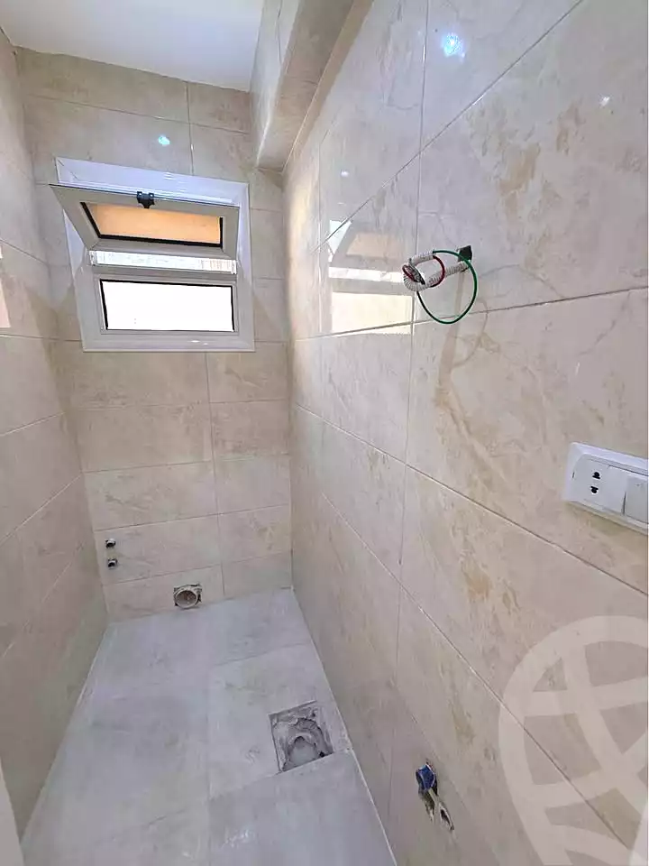 https://aqarmap.com.eg/en/listing/7123417-for-sale-alexandria-el-asafra-shr-45