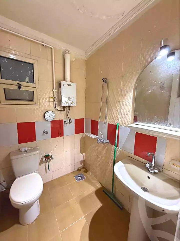 https://aqarmap.com.eg/en/listing/7123451-for-sale-alexandria-el-asafra-ahmed-tiesser-st
