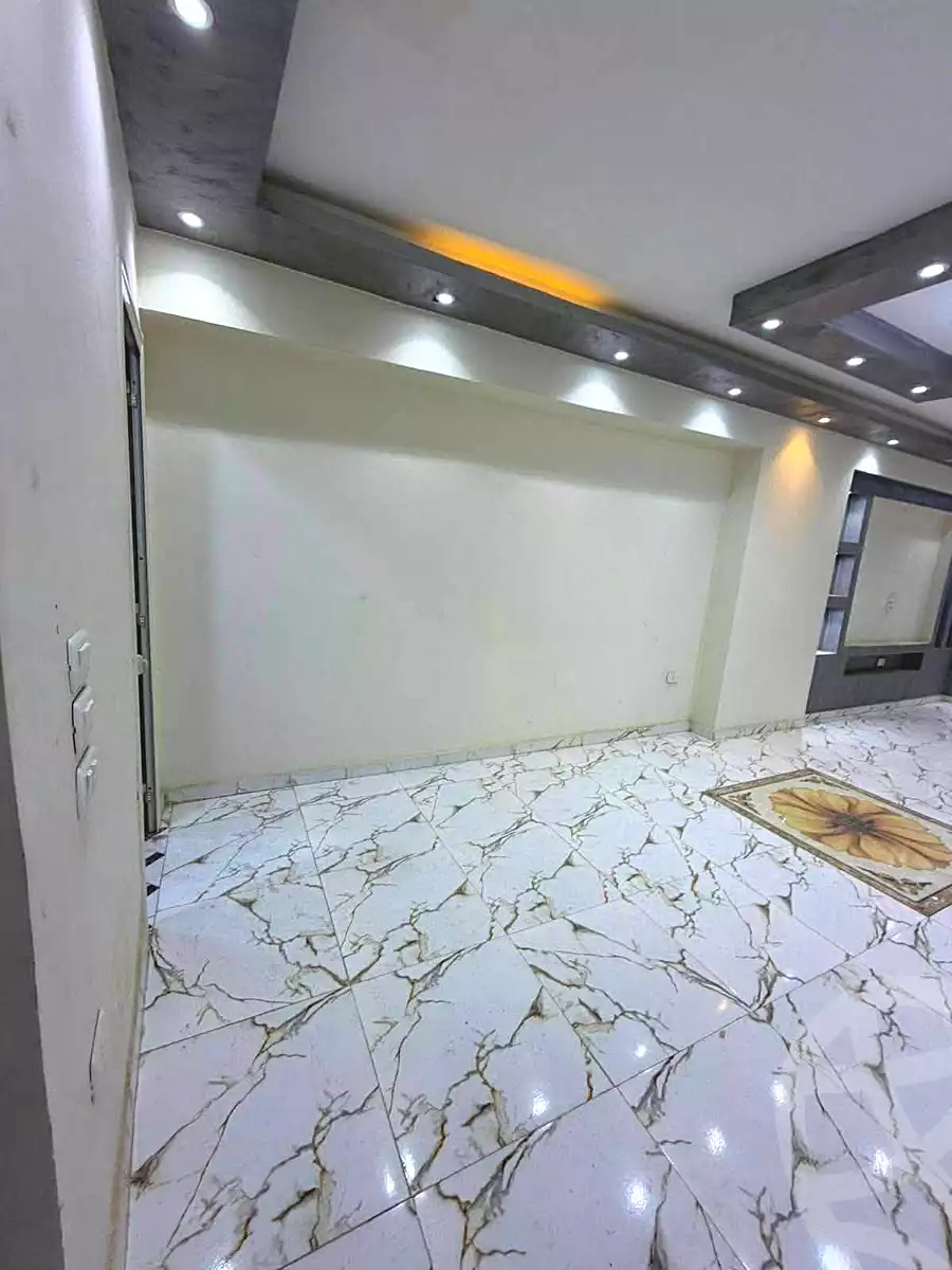 https://aqarmap.com.eg/ar/listing/7123599-for-rent-cairo-elnozha-Streettt-27