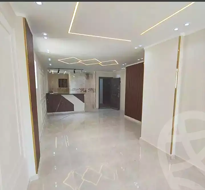 https://aqarmap.com.eg/ar/listing/7123754-for-sale-alexandria-miami-shr-jml-bd-lnsr