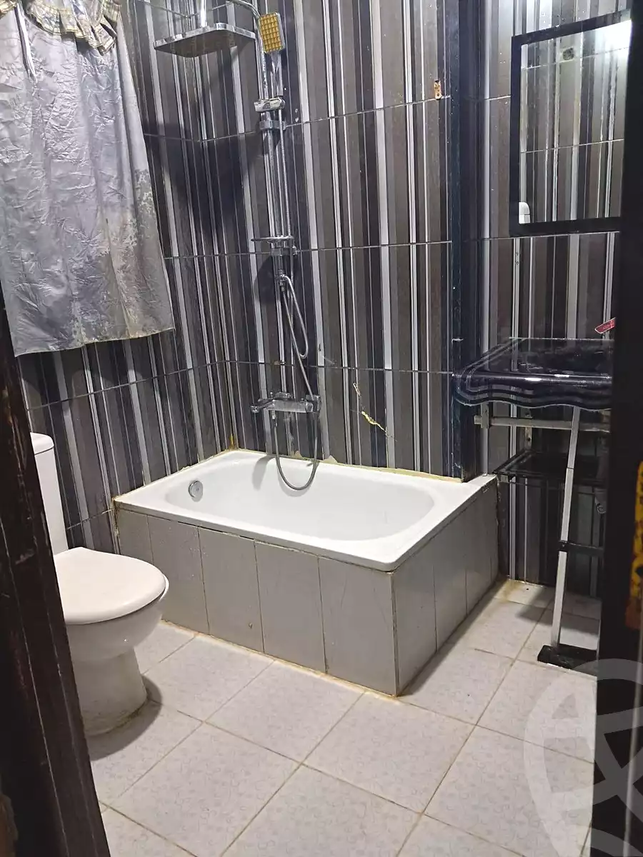 https://aqarmap.com.eg/ar/listing/7123894-for-sale-cairo-helwan-mnshy-yn-hlwn-rael-st