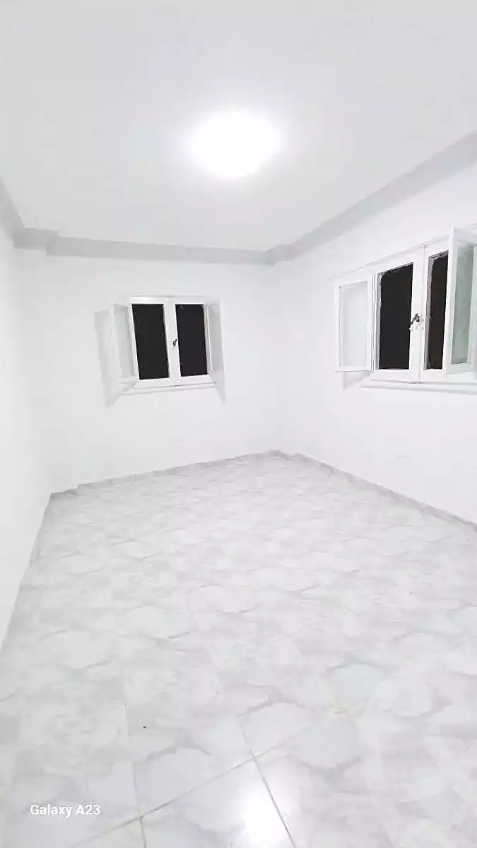 https://aqarmap.com.eg/ar/listing/7123984-for-sale-alexandria-al-agamy-shataa-el-nakheel