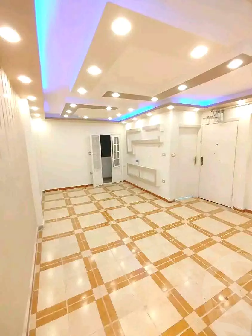 https://aqarmap.com.eg/ar/listing/7124027-for-sale-alexandria-lsywf-el-falki